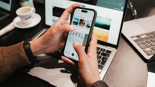 How Social Proof Can Turn Website Visitors Into Buyers